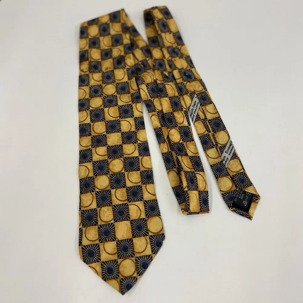 Ermenegildo Zegna Gold Navy Geometric Medallion Silk Tie Made in Italy Disegno